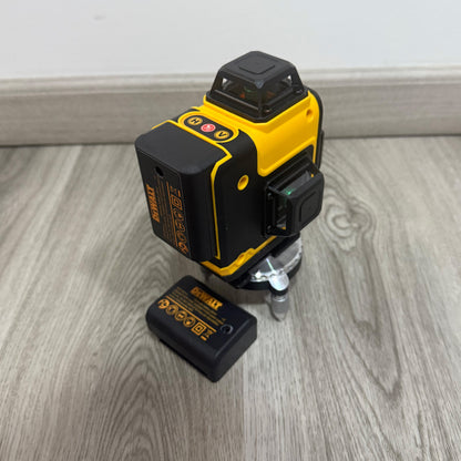 Nivel Láser 16 Líneas DW — Autonivelante Profesional