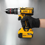 Taladro Dewalt percutor 68V Mandril Metálico 3/8"